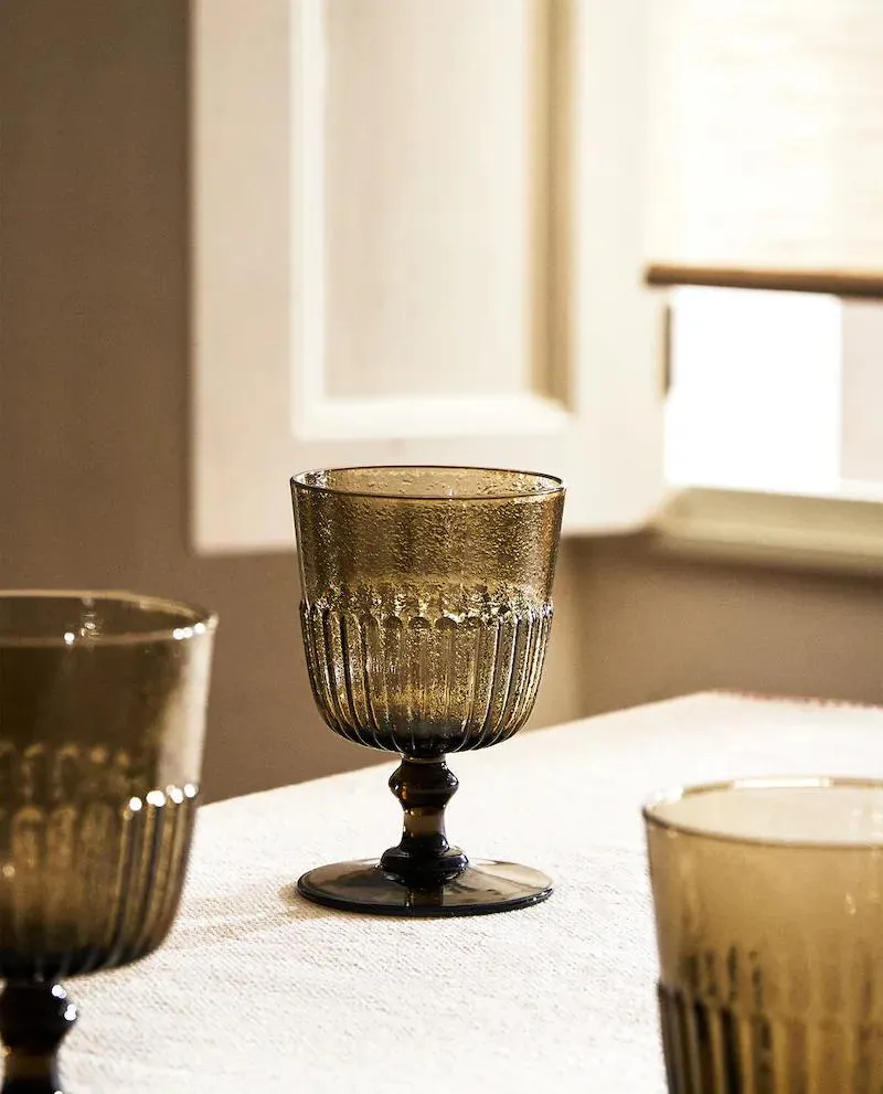 ΓΥΑΛΙΝΟ ΚΟΛΟΝΑΤΟ ΠΟΤΗΡΙ ΜΕ ΑΝΑΓΛΥΦΟ ΣΧΕΔΙΟ