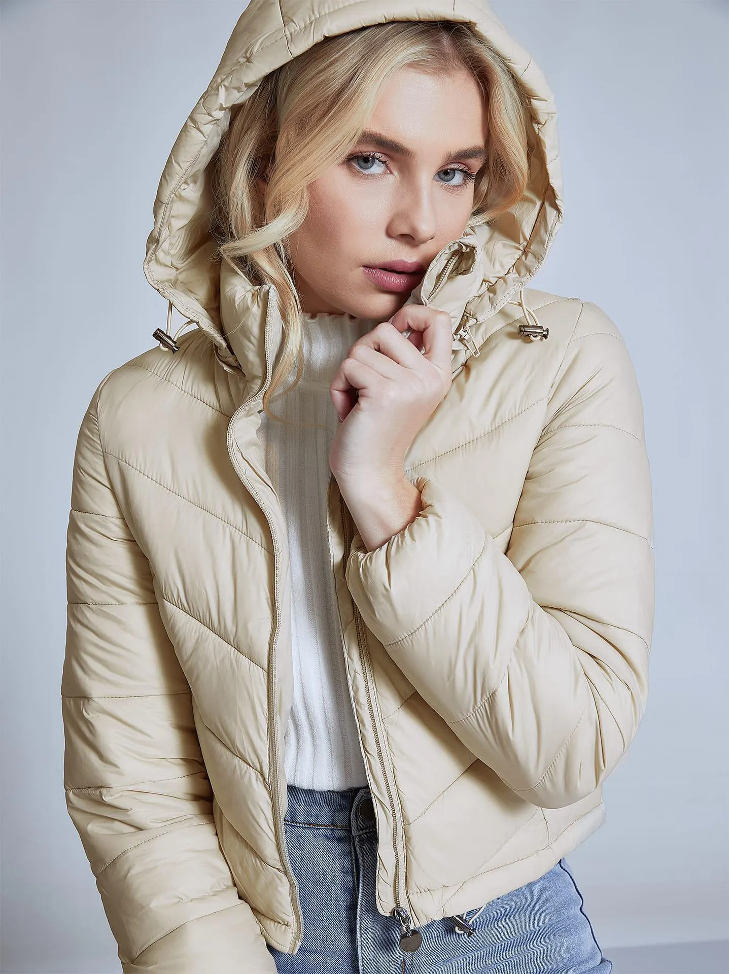 Μπουφάν με αποσπώμενη κουκούλα σε μπεζ ανοιχτό