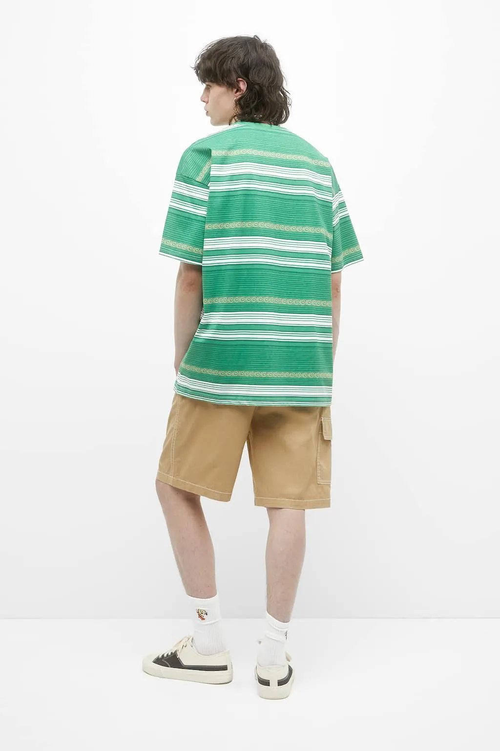 CARGO BERMUDA SHORTS WITH TOPSTITCHING