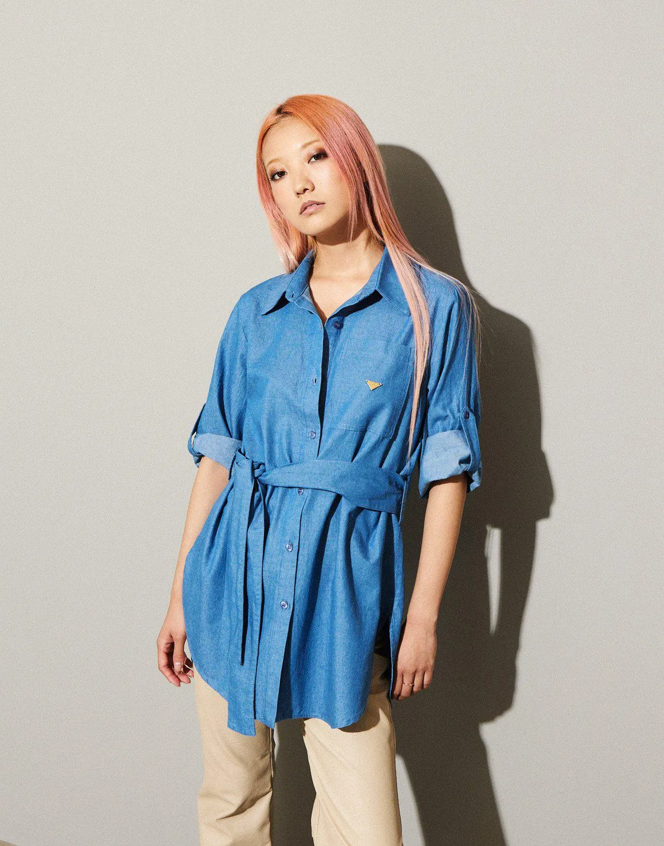 Πουκάμισο ντένιμ με δέσιμο