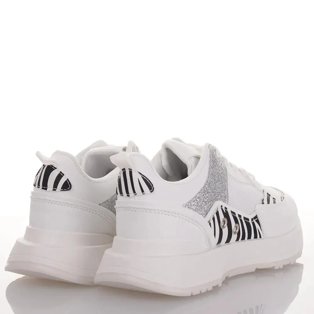 Γυναικεία Λευκά Sneakers με Ζεβρέ Λεπτομέρειες Famous