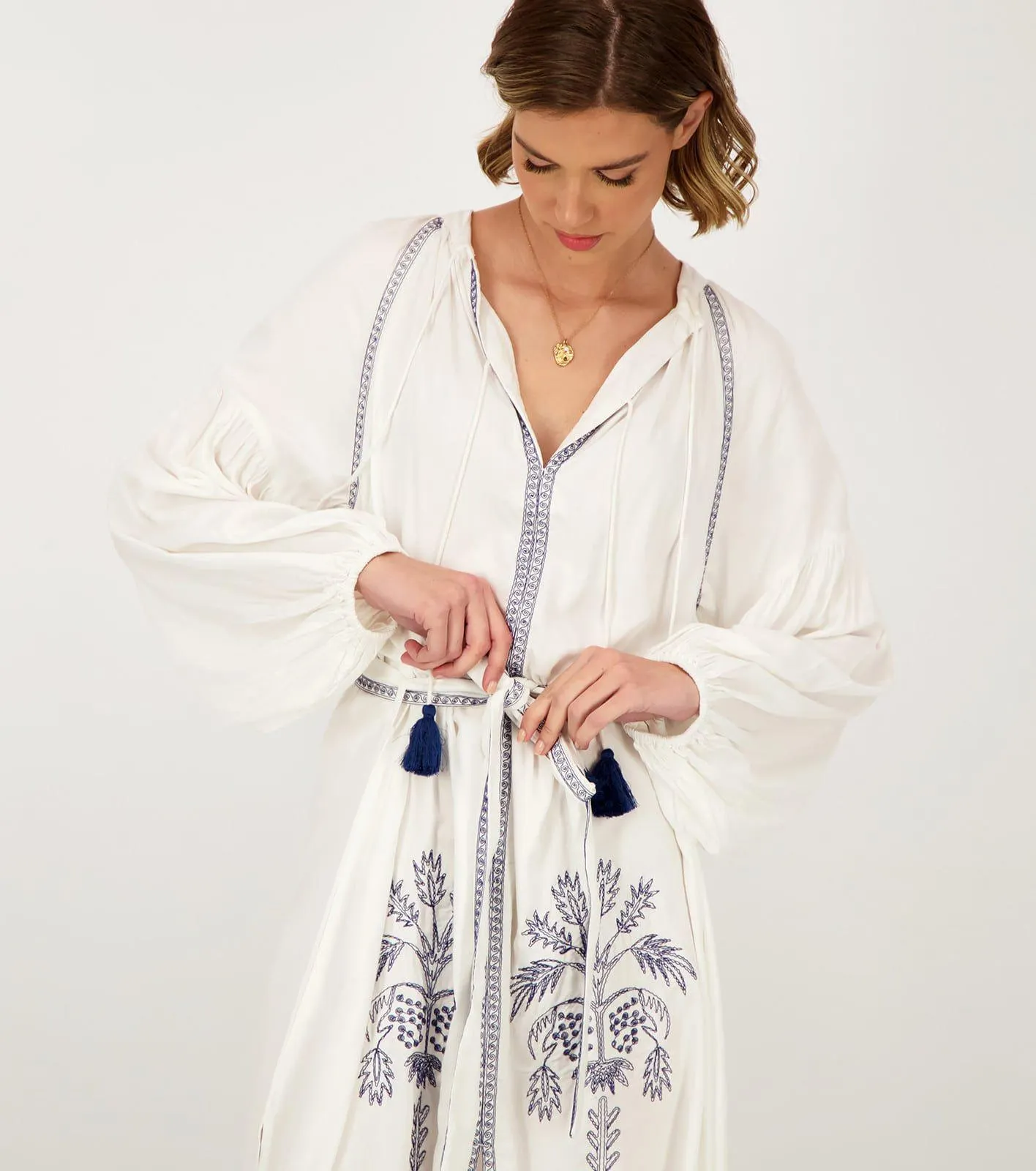 ΦΟΡΕΜΑ ΜΕ ΚΕΝΤΗΜΑ ΚΑΙ ΦΟΥΣΚΩΤΑ ΜΑΝΙΚΙΑ