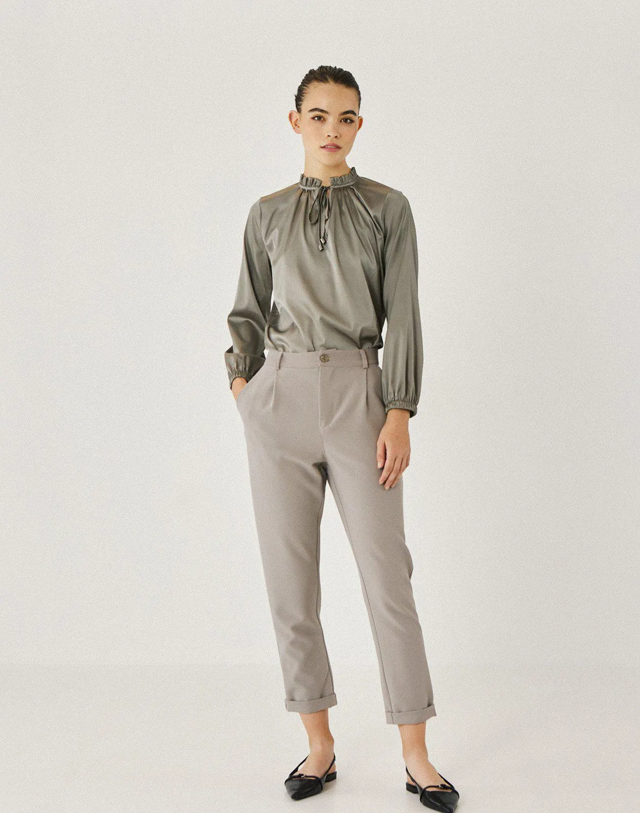 Παντελόνι με ρεβέρ