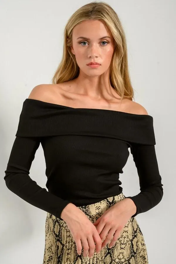 Ριπ τοπ με γυριστό γιακά