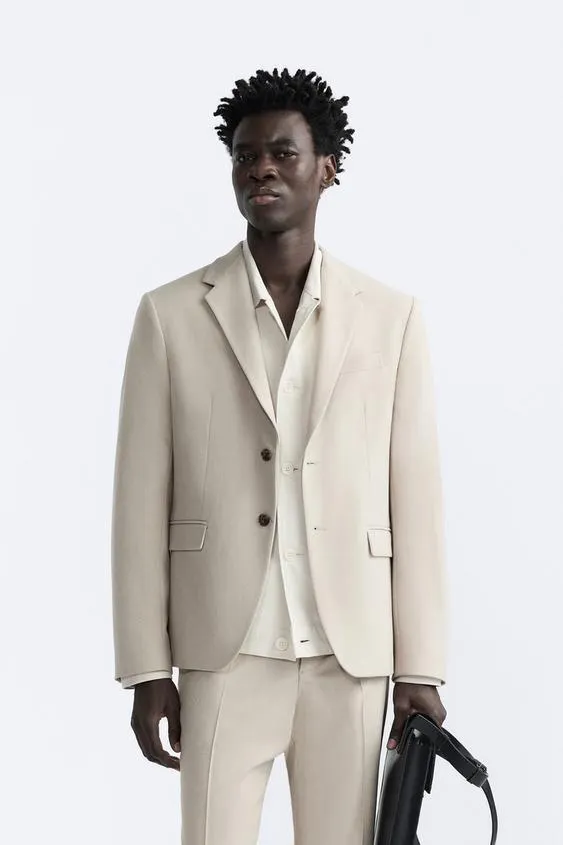 ΜΠΛΕΪΖΕΡ ΚΟΣΤΟΥΜΙΟΥ ΜΕ ΔΟΜΗ ΥΦΑΣΜΑΤΟΣ