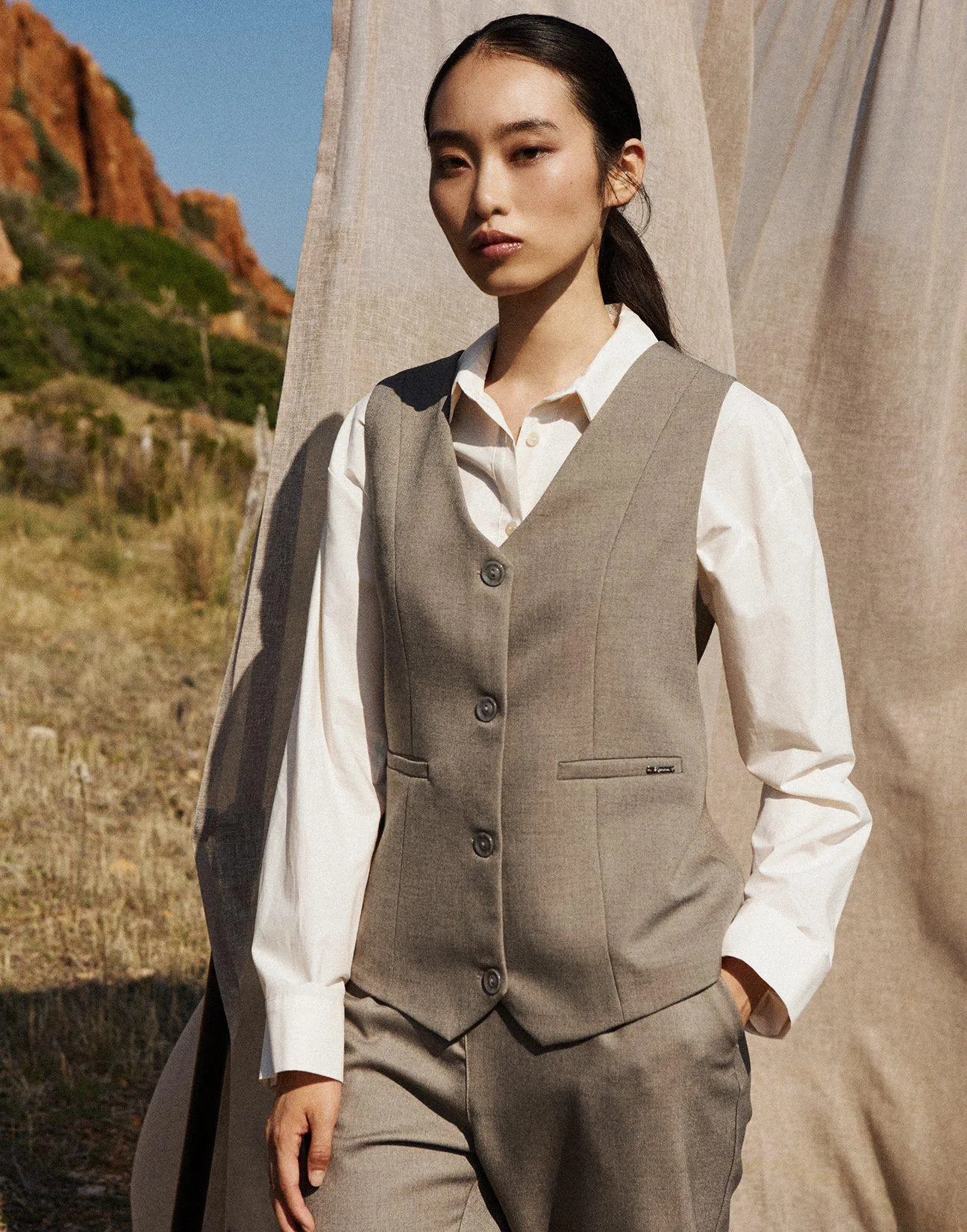 Γιλέκο με κουμπιά