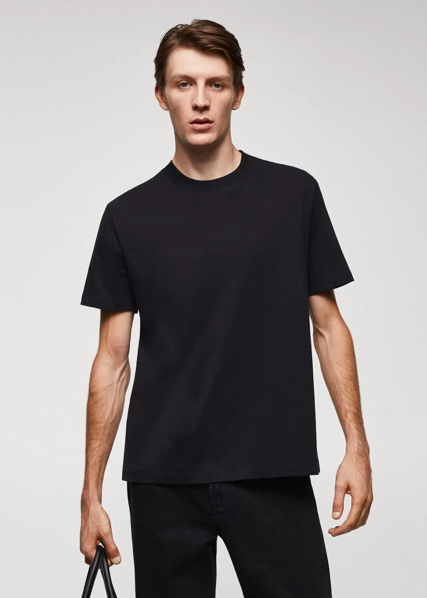 Basic 100% cotton t-shirt