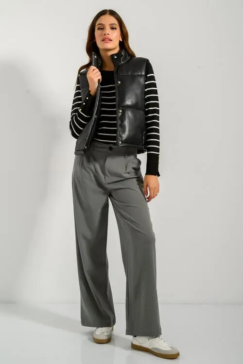 Καπιτονέ γιλέκο σε όψη δερματίνης