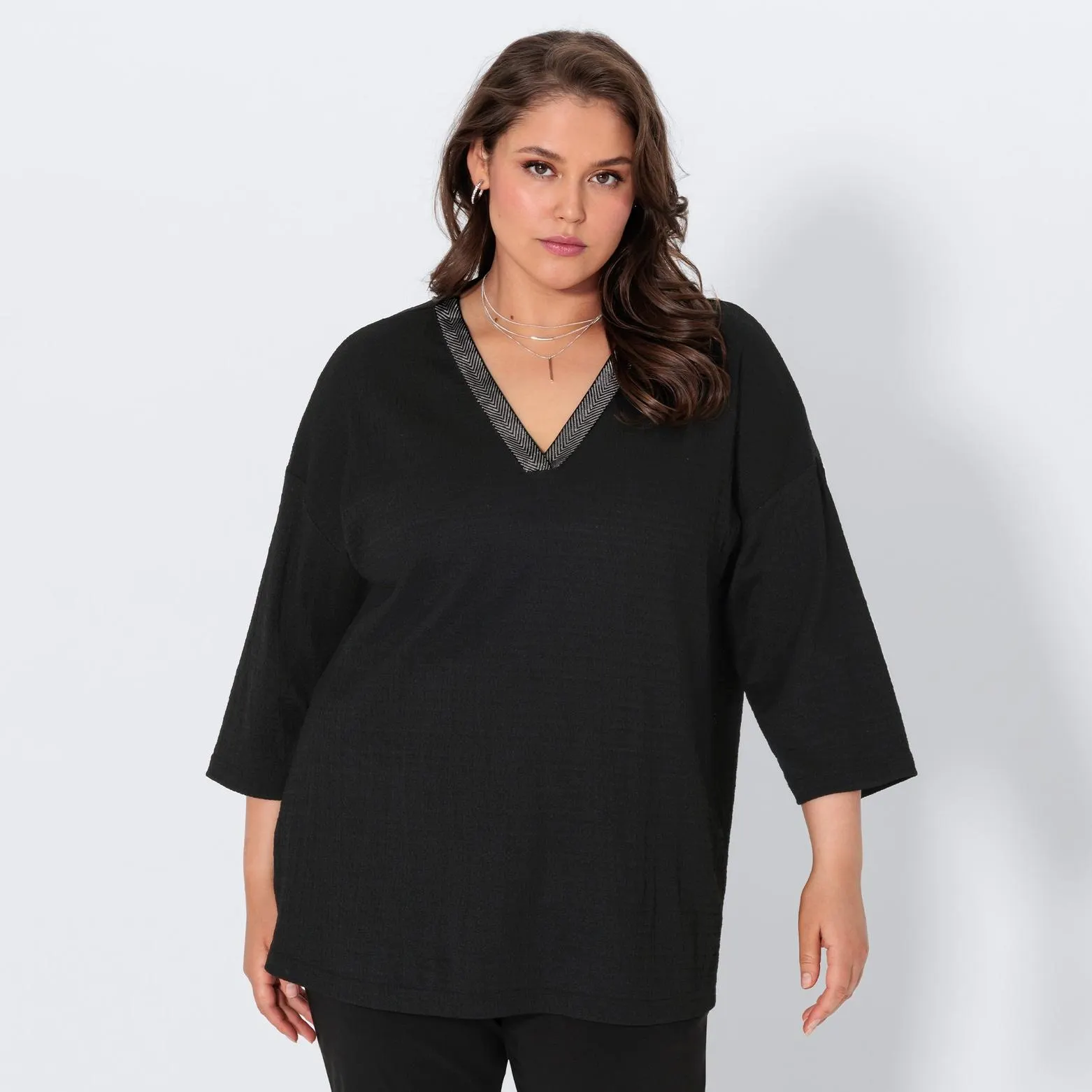 Damen-Langarmshirt mit V-Ausschnitt, große Größen