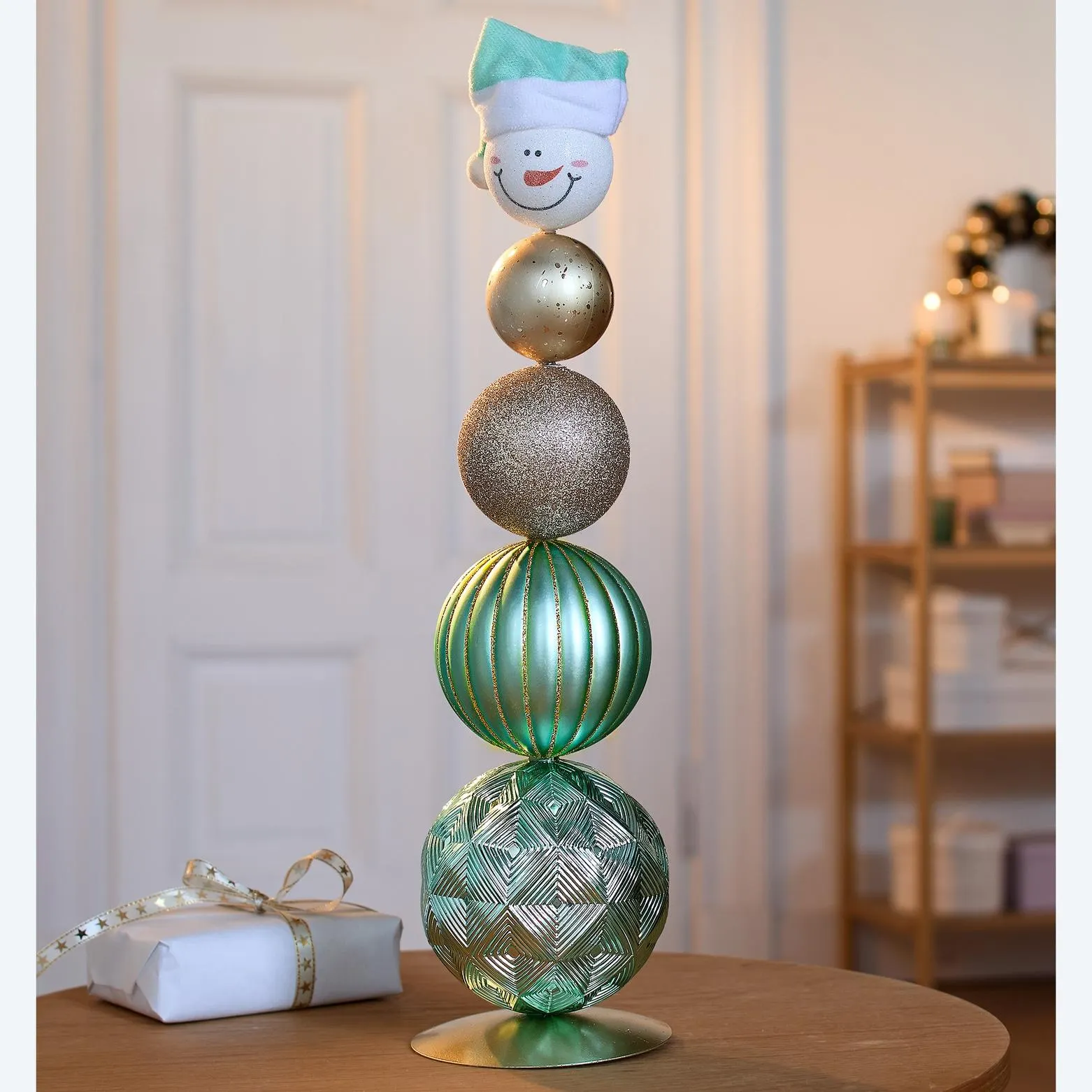 Weihnachtskugelturm, ca. 41 cm