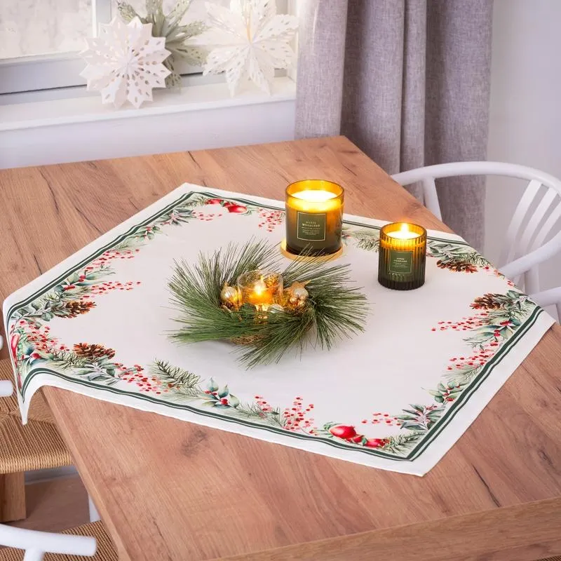 Mitteldecke mit Aufdruck, ca. 80x80 cm