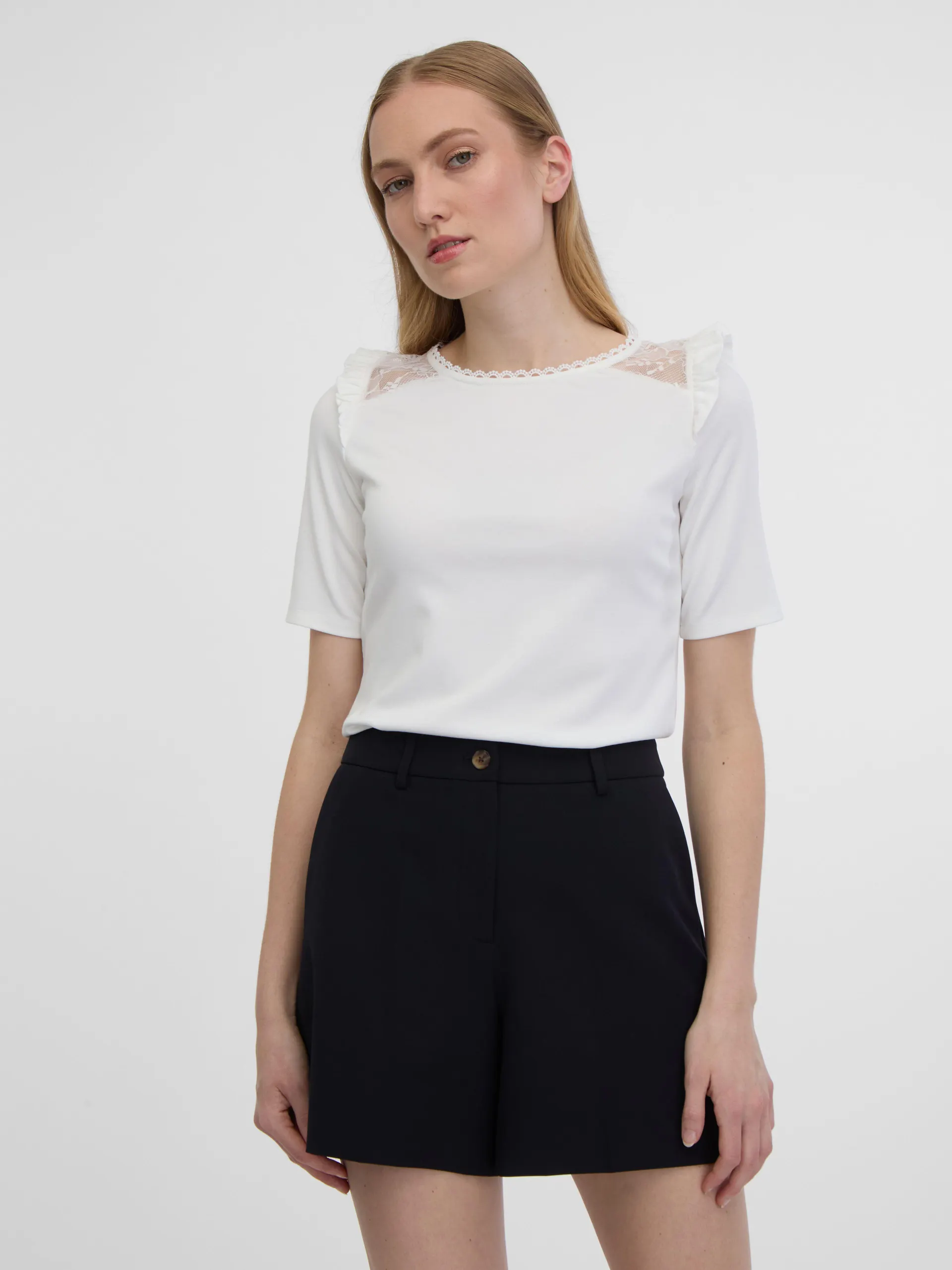 Bijela ženska majica s prorezom na leđima ORSAY