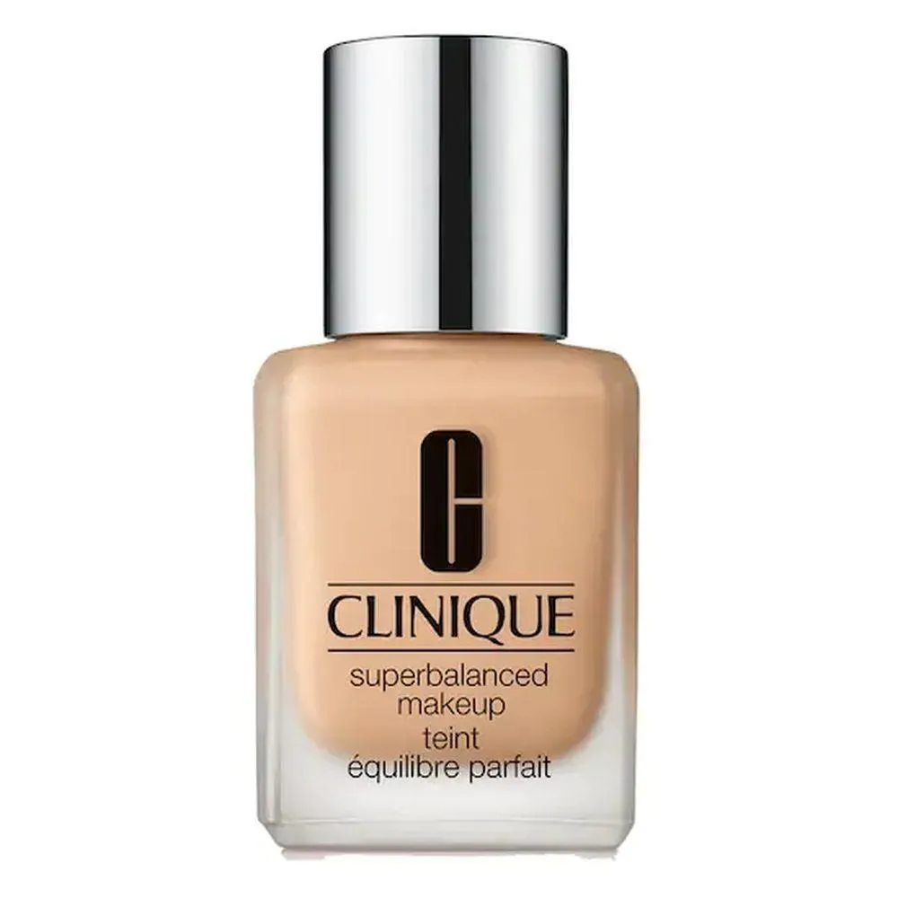Clinique Superbalanced Makeup Alapozó