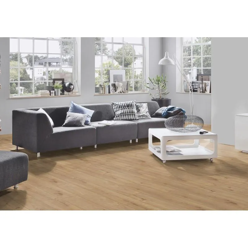 Nedvességálló laminált padló 8 mm/32/V4 Atlantic Sundance tölgy K326 (Szinkronstruktúr)