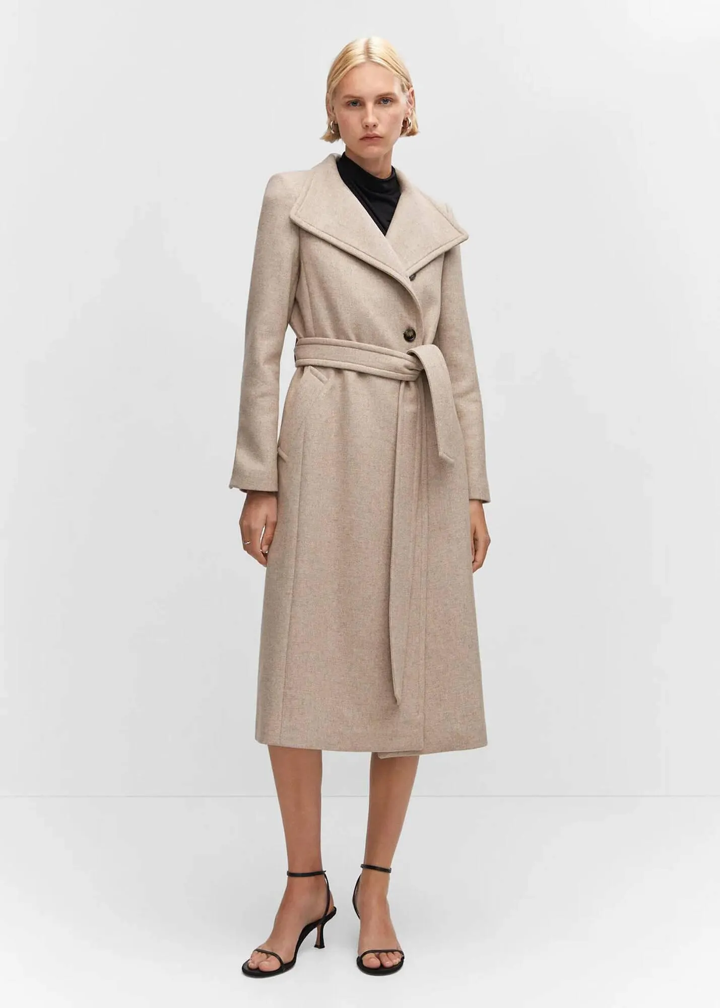 Katalógus Mango akciós újság november 21.-tól január 3.-ig 2024. - Oldal 4