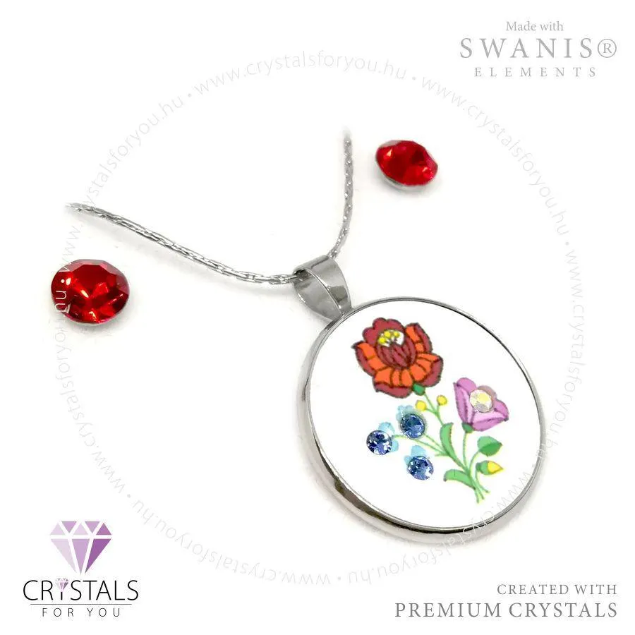 Magyaros mintájú kör medálos szett Swanis® prémium kristállyal díszítve