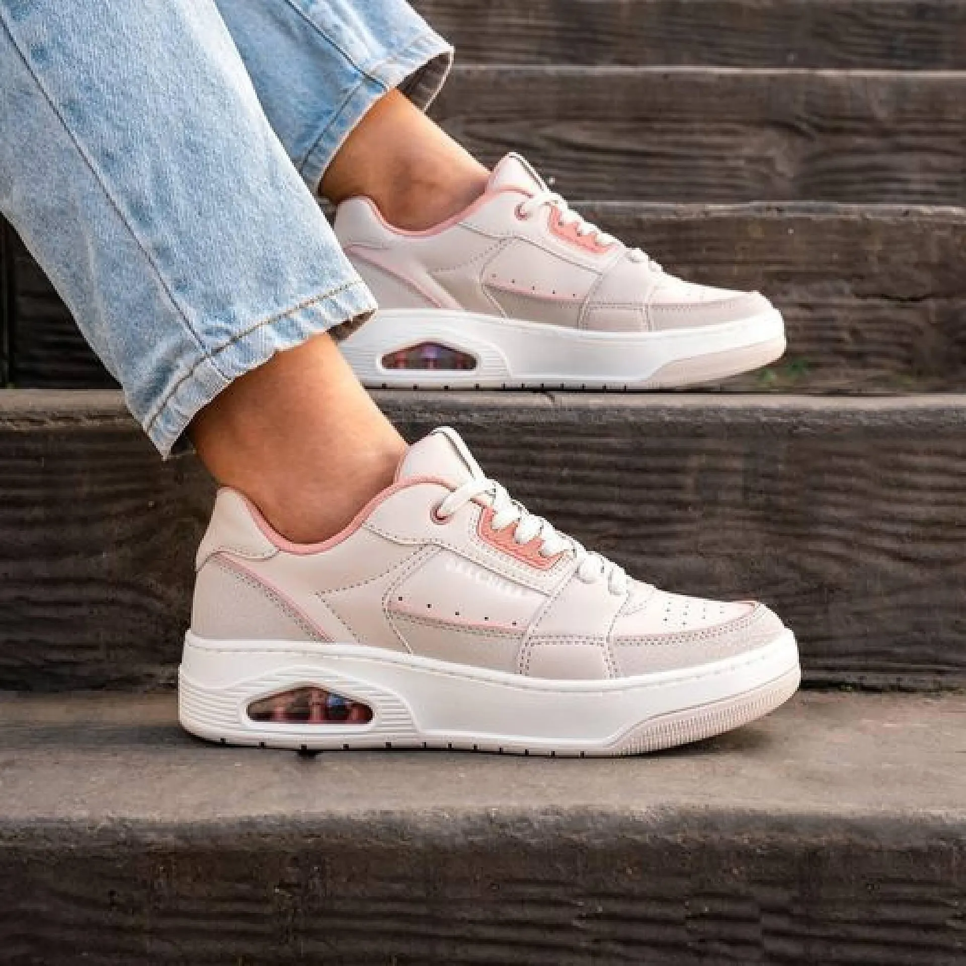 Katalógus SKECHERS akciós újság március 29.-tól április 9.-ig 2024. - Oldal 5