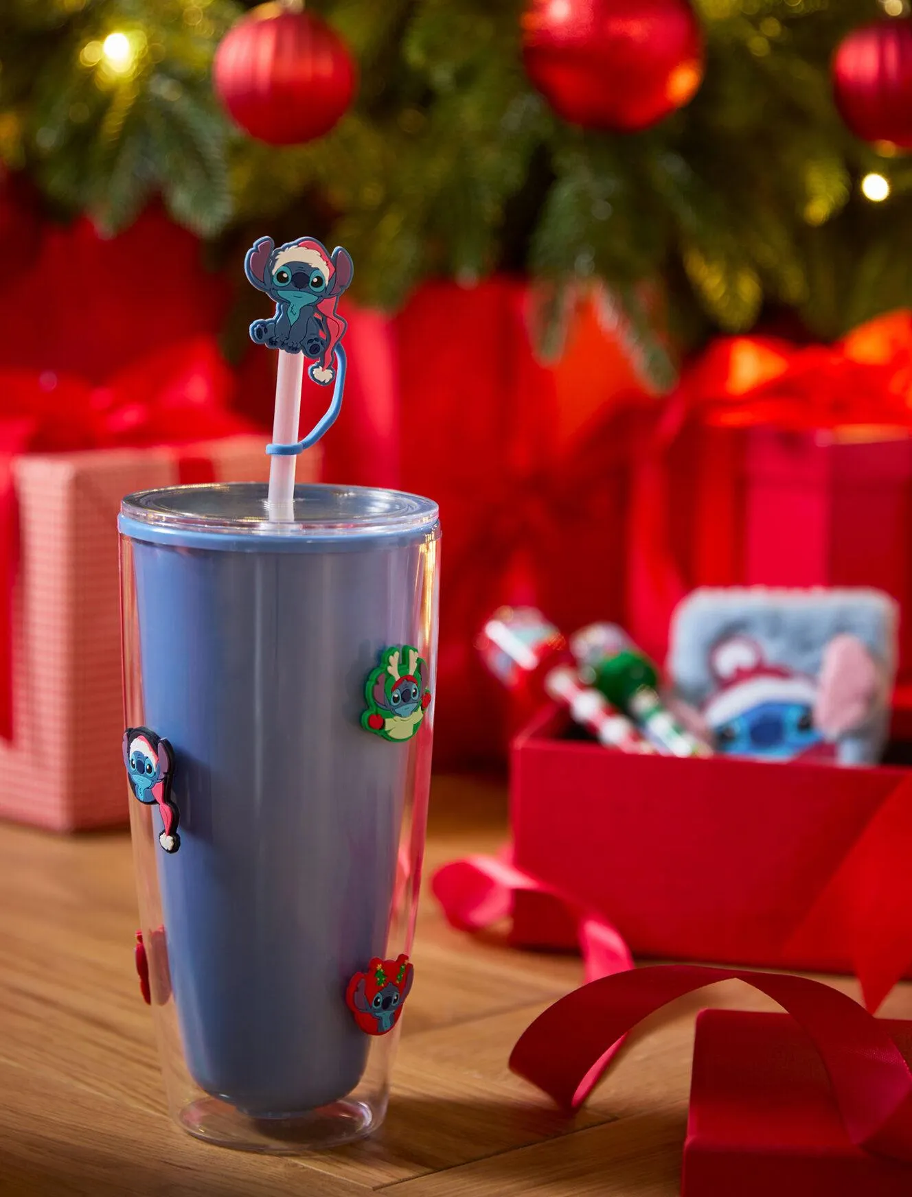 műanyag pohár Lilo & Stitch mintával