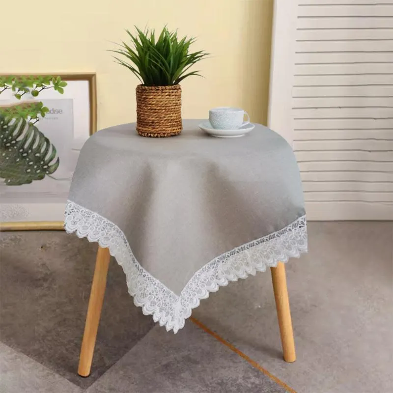 Szürke terítő csipke szegéllyel - 85x85 cm