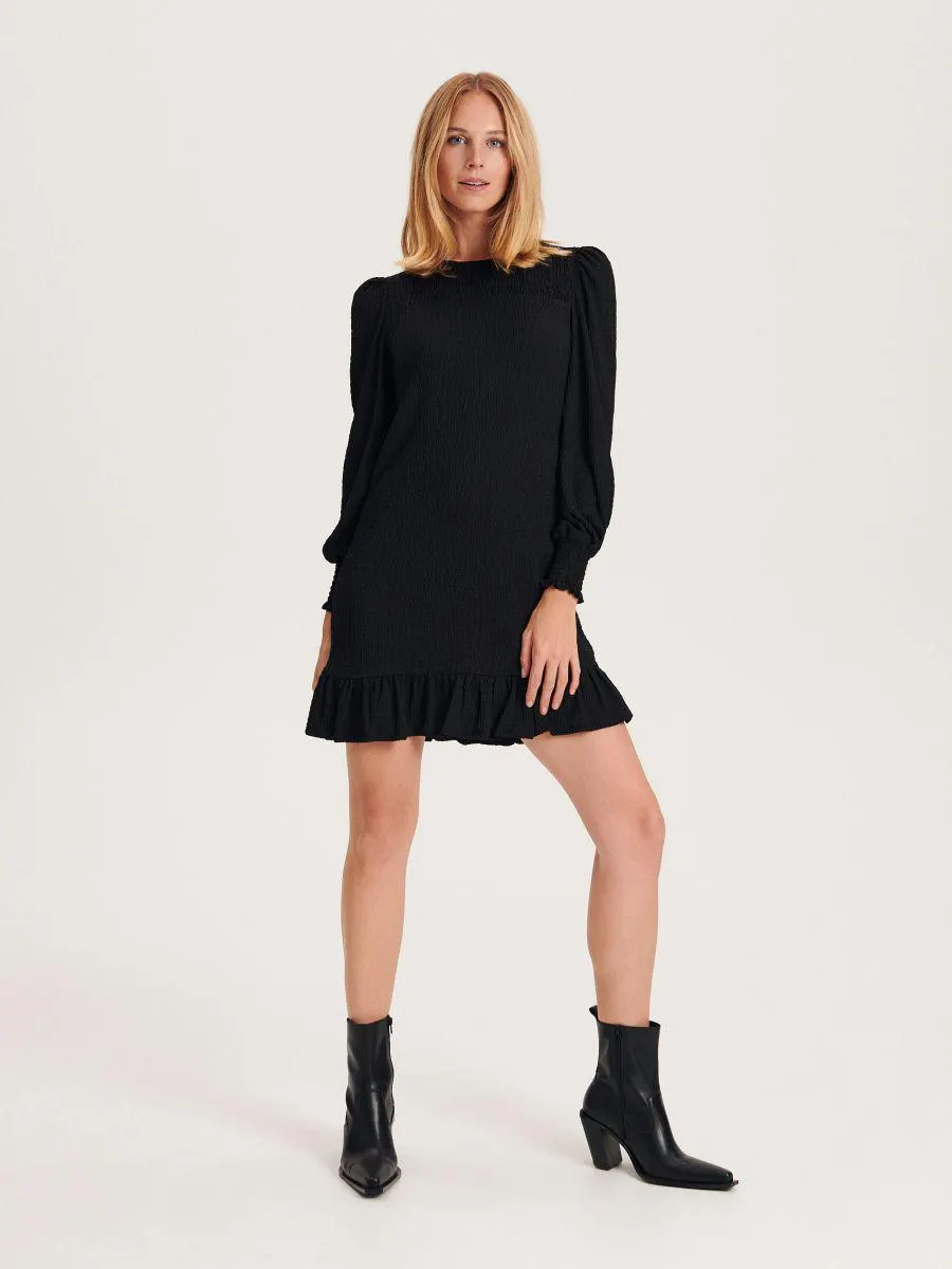 Testhezálló mini ruha