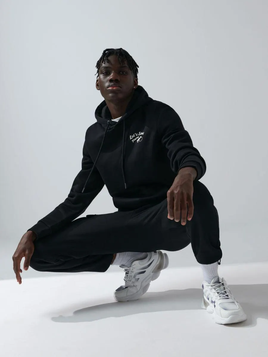 Kapucnis felső kenguruzsebbel