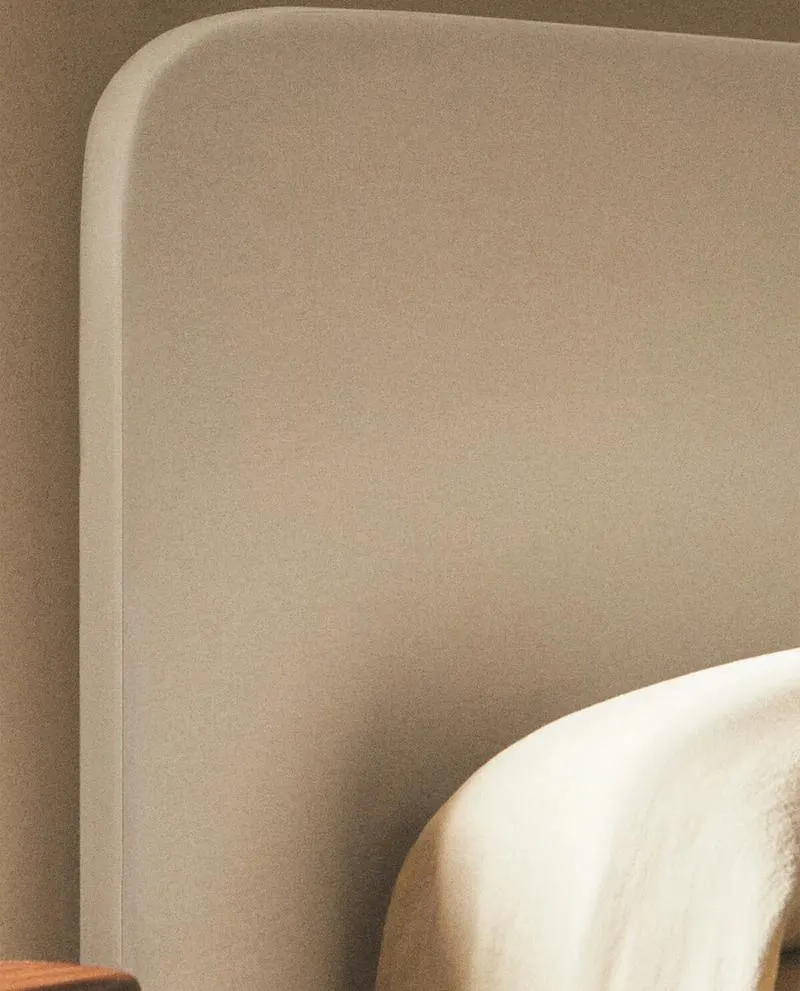 ROUNDED HEADBOARD WITH LINEN COVER