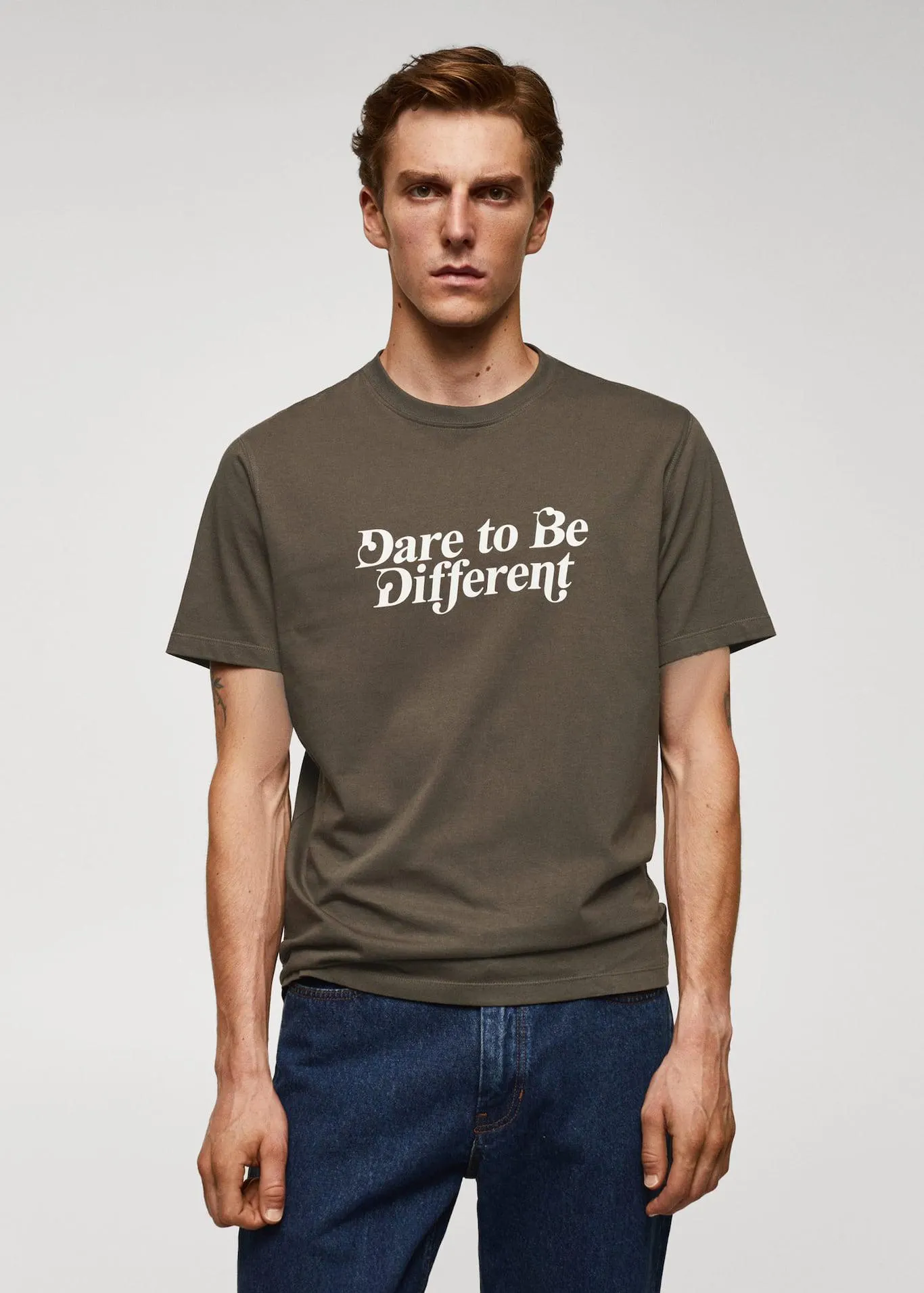 100% pamut póló mintával a mellrészen