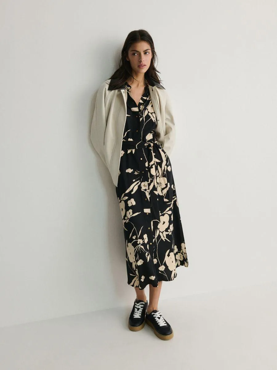 Rochie tip cămașă cu flori