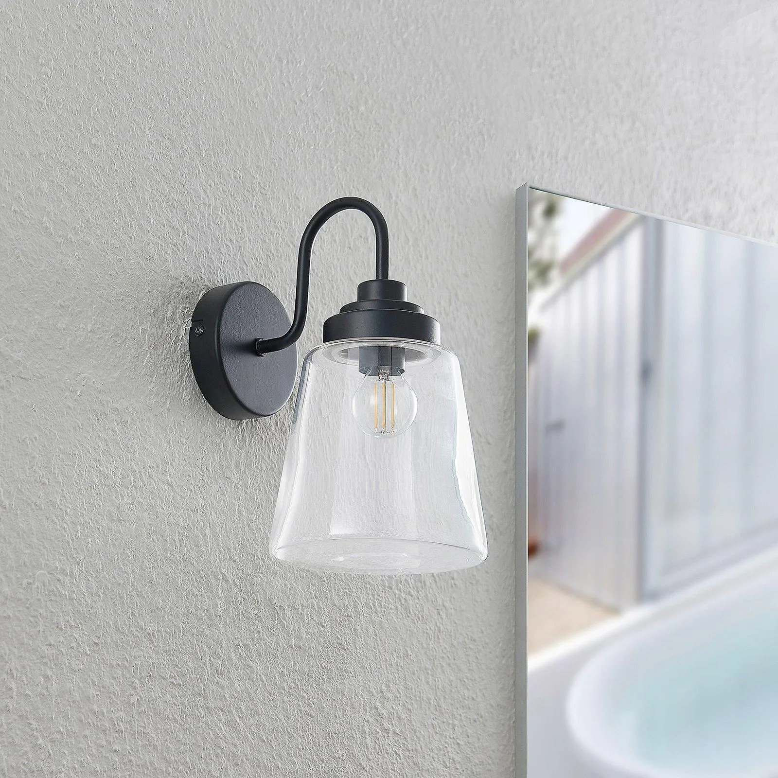 Lindby Carmalin fali lámpa üvegből, egylángú, egylángú