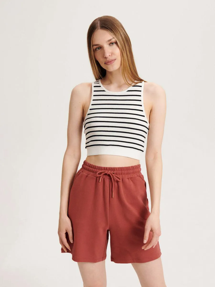 Pamutban gazdag crop top