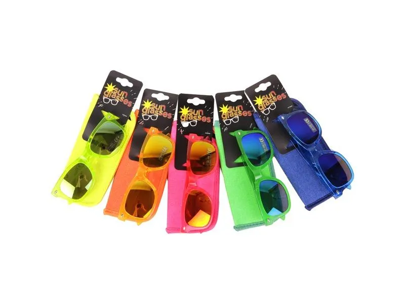 Napszemüveg tokkal - többféle