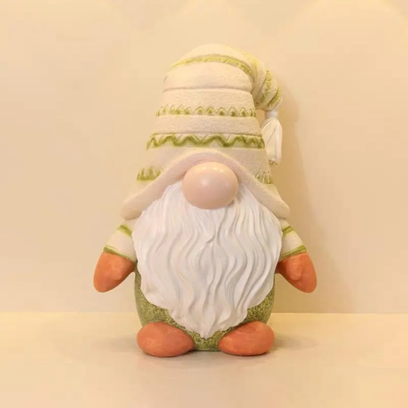 Bézs-zöld sapkás manó dekoráció/persely