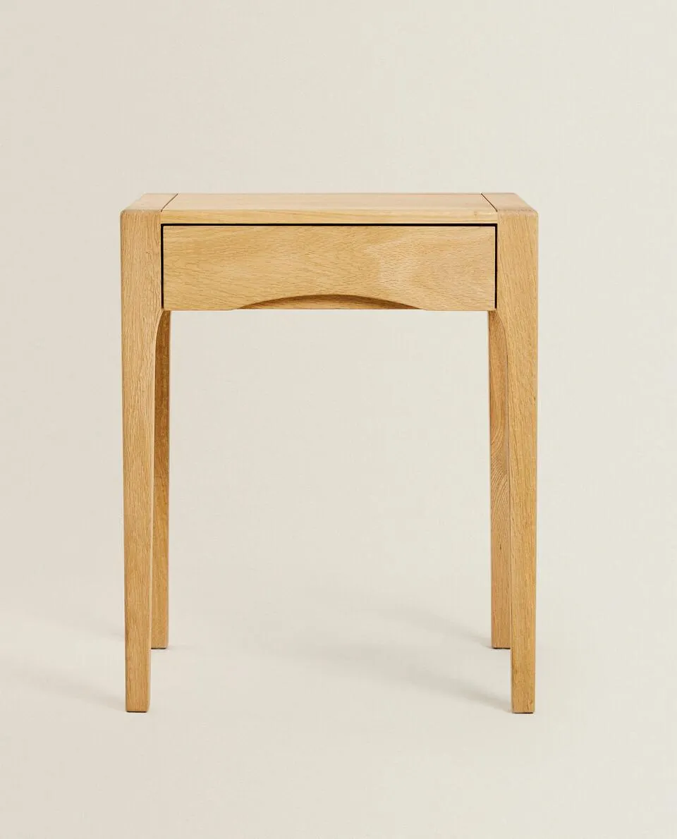 OAK BEDSIDE TABLE WITH DRAWER