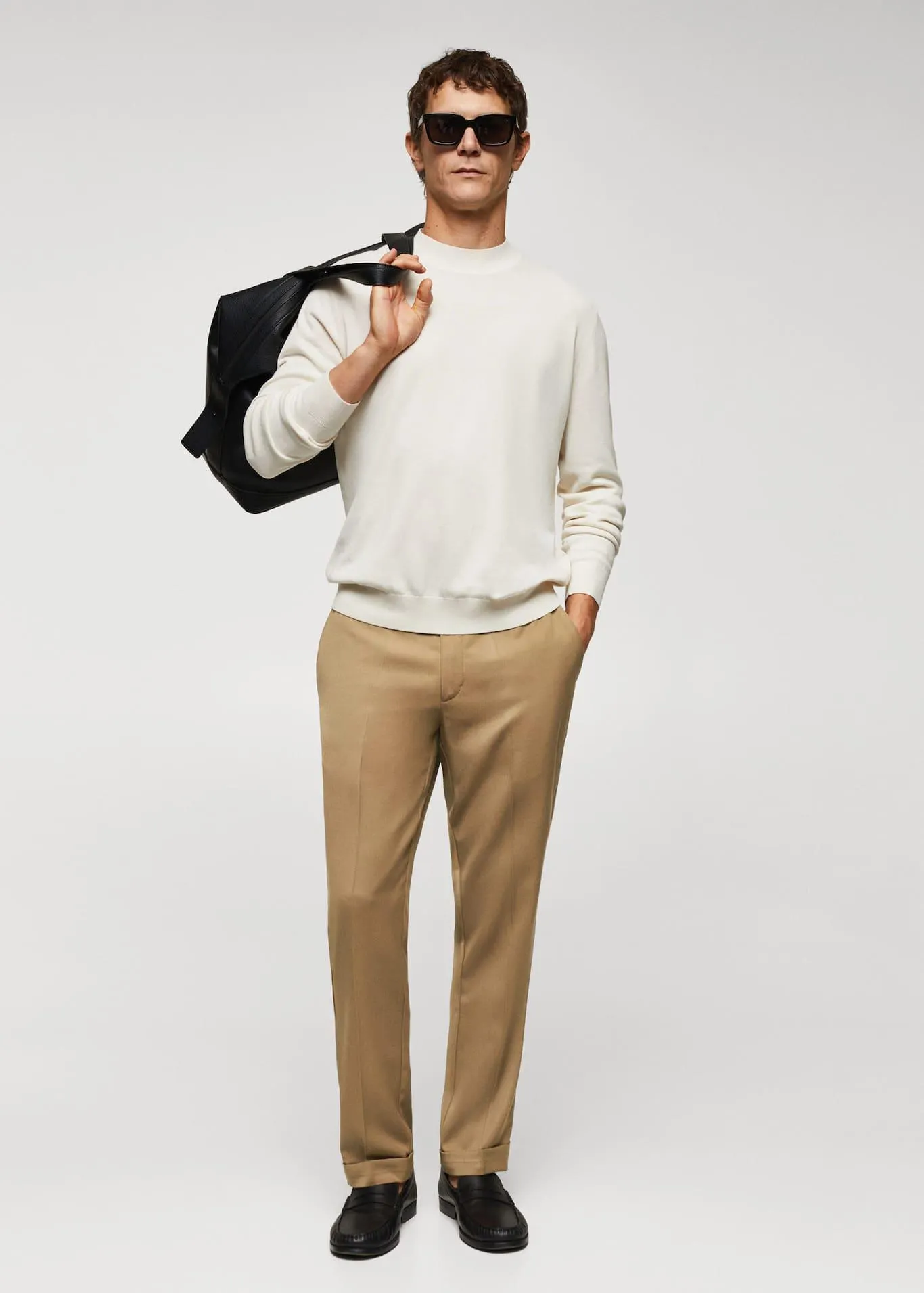 Nadrág slim fit újrafeldolgozott anyagból