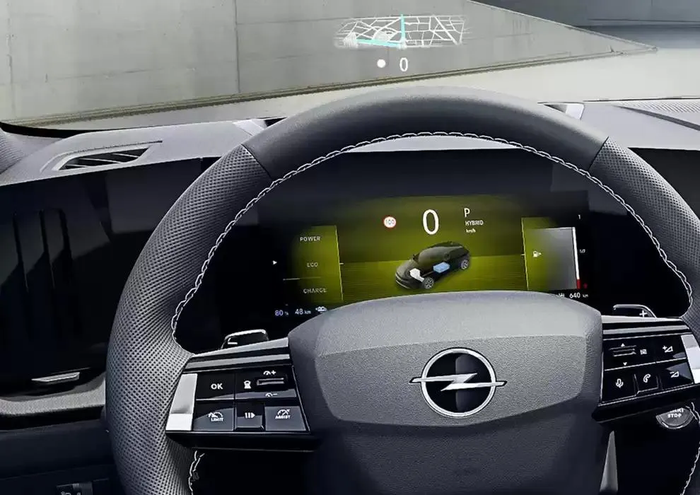 Katalógus Astra Sports Tourer január 6.-tól június 30.-ig 2025. - Oldal 12