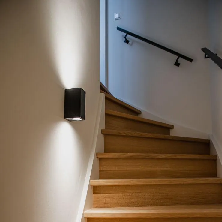 Modern fali lámpa fekete IP44 - Baleno II