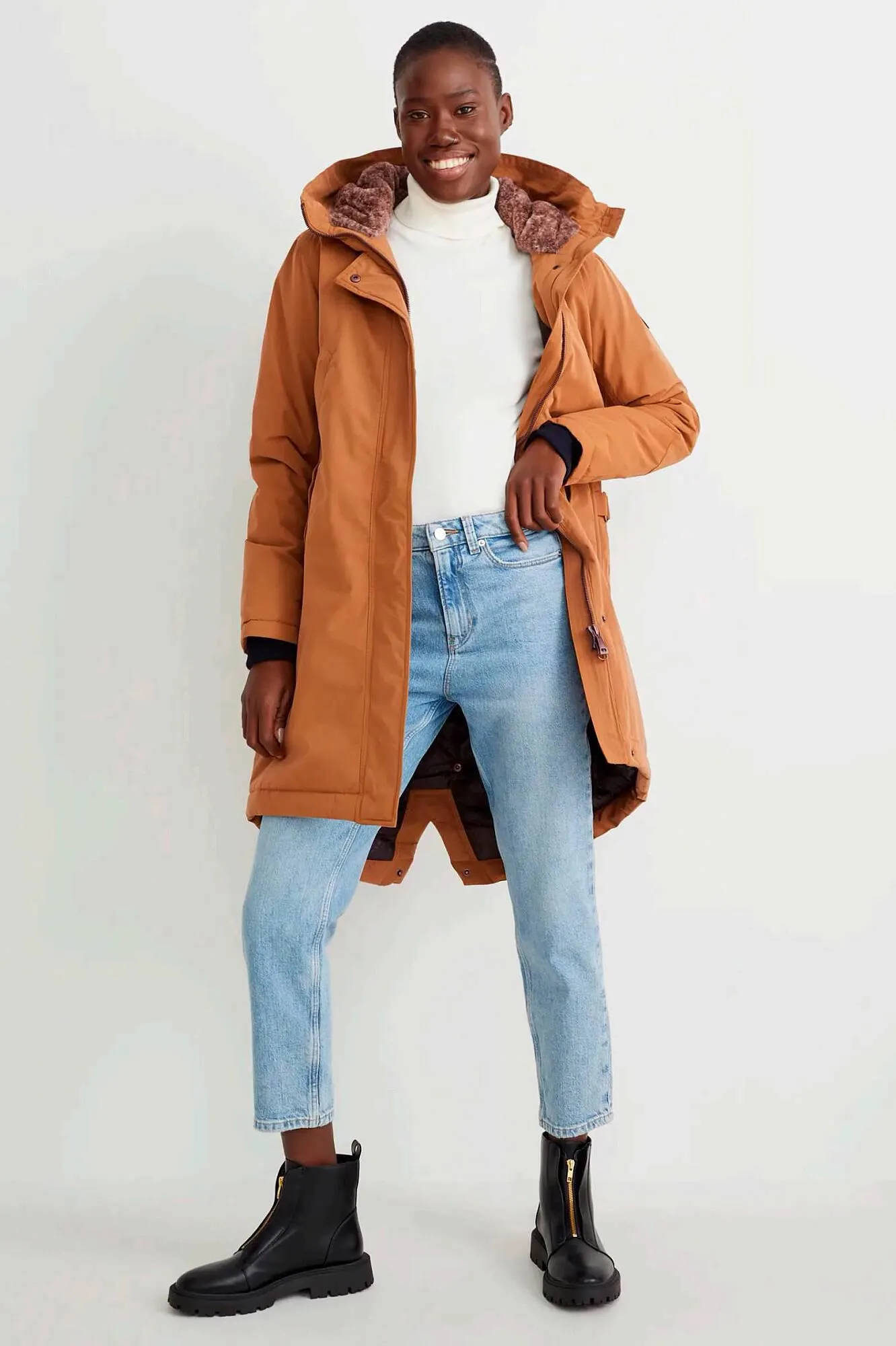 Katalógus C&A akciós újság november 14.-tól december 18.-ig 2023. - Oldal 2