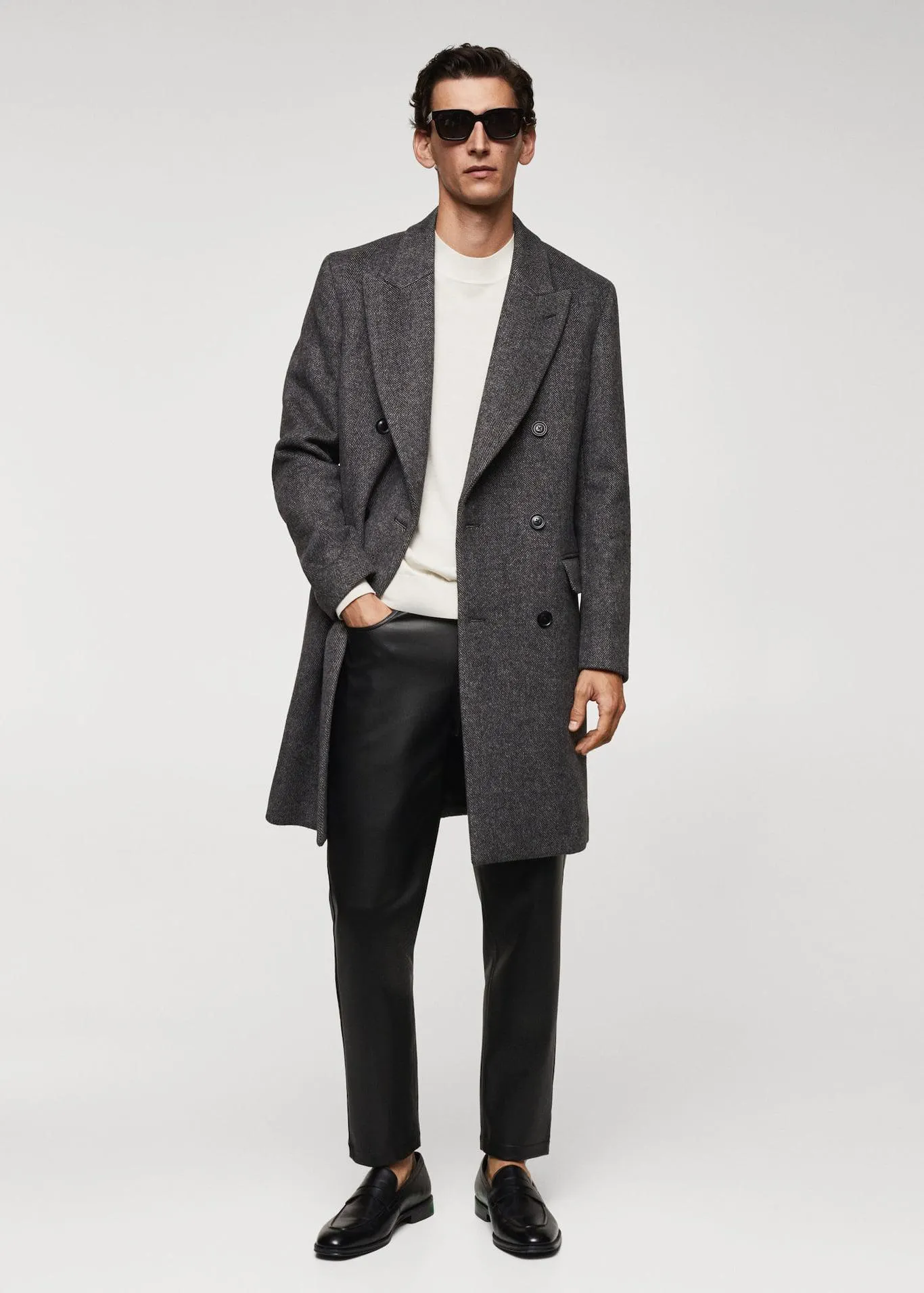 Bőrhatású, slim fit nadrág