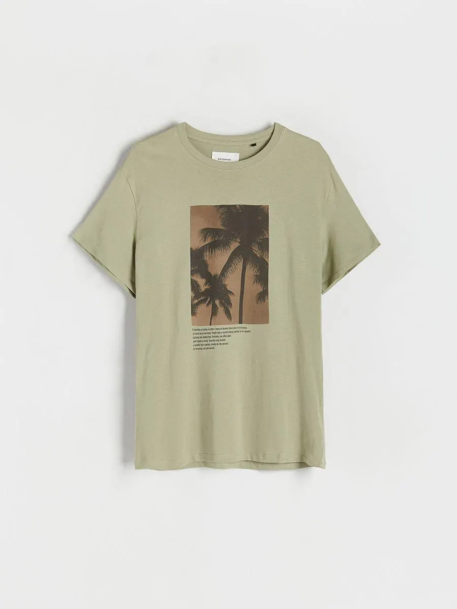 Regular szabású póló mintával