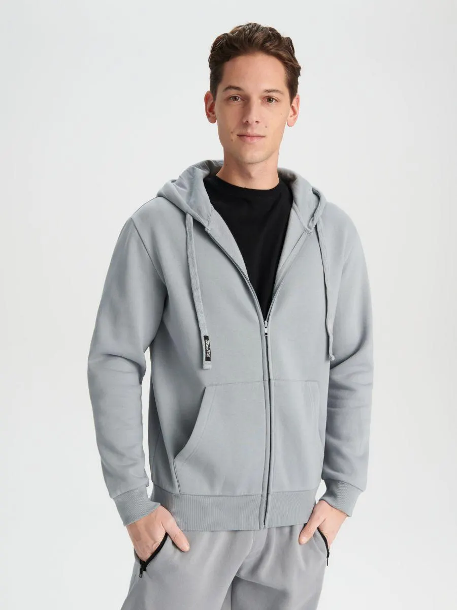 Cipzáras melegítőfelső