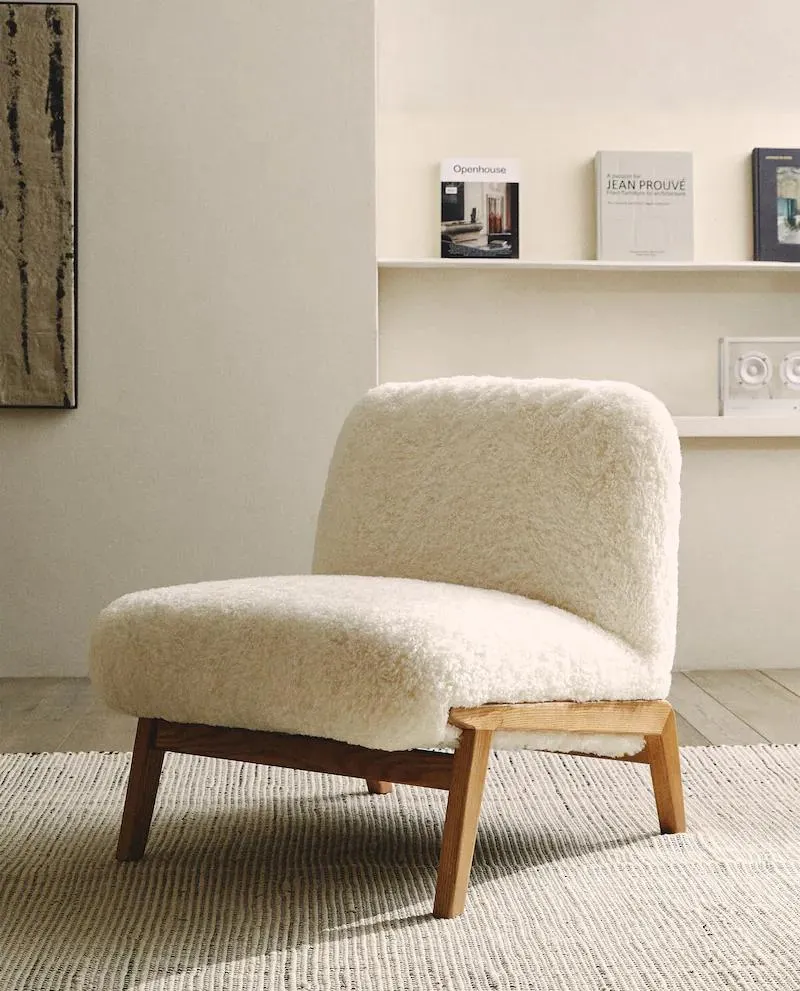 UPHOLSTERED FAUX FUR ARMCHAIR