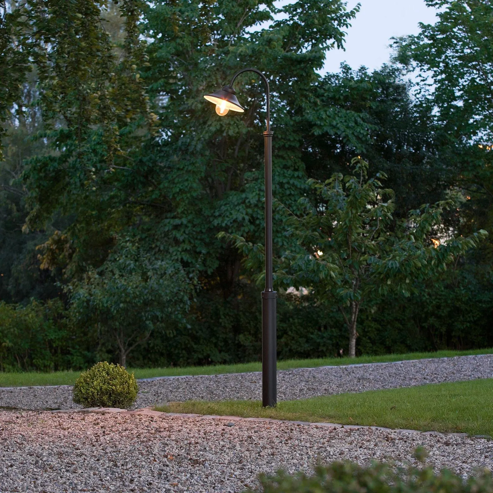 Árbóc lámpa Vega, fekete, 1 izzós, 240 cm