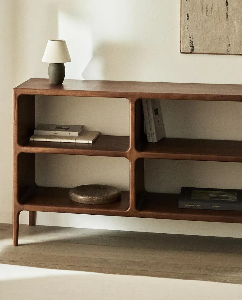 DARK WOODEN MEDIUM SIDEBOARD
