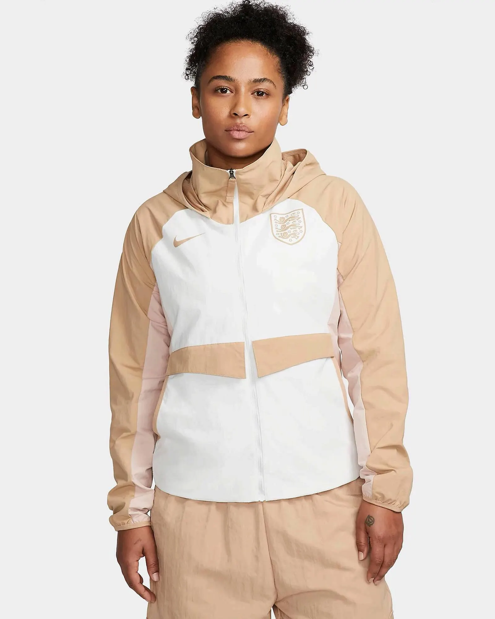 Katalógus Nike akciós újság június 8.-tól július 21.-ig 2023. - Oldal 2