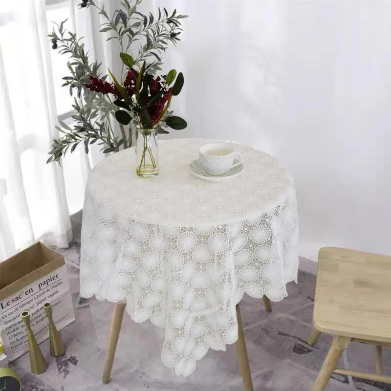 Körmintás csipketerítő - 85x85 cm