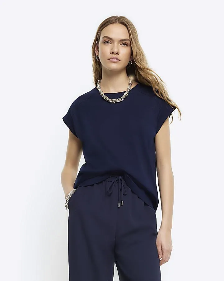 Navy crew neck t-shirt