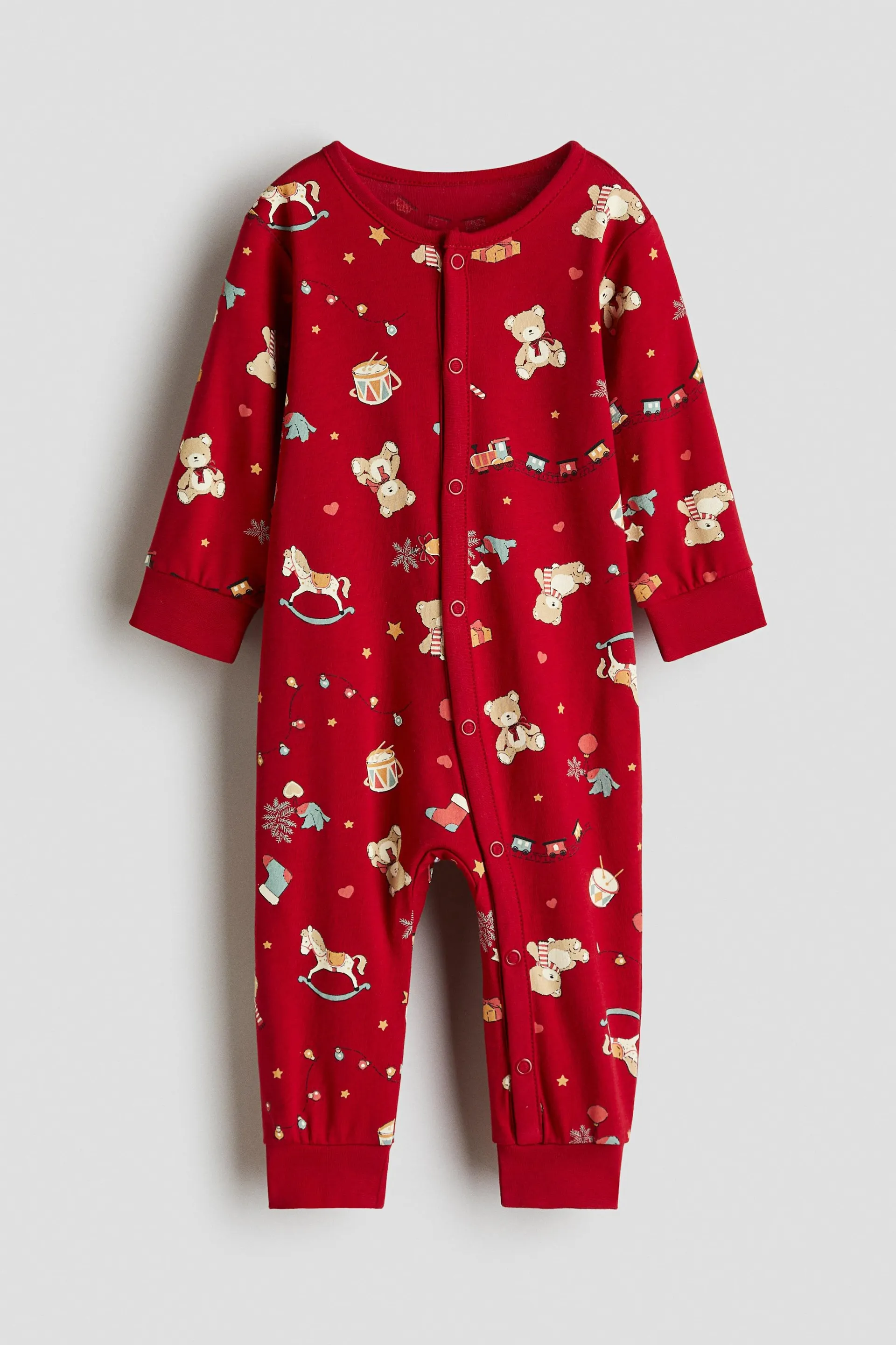 Patterned sleepsuit