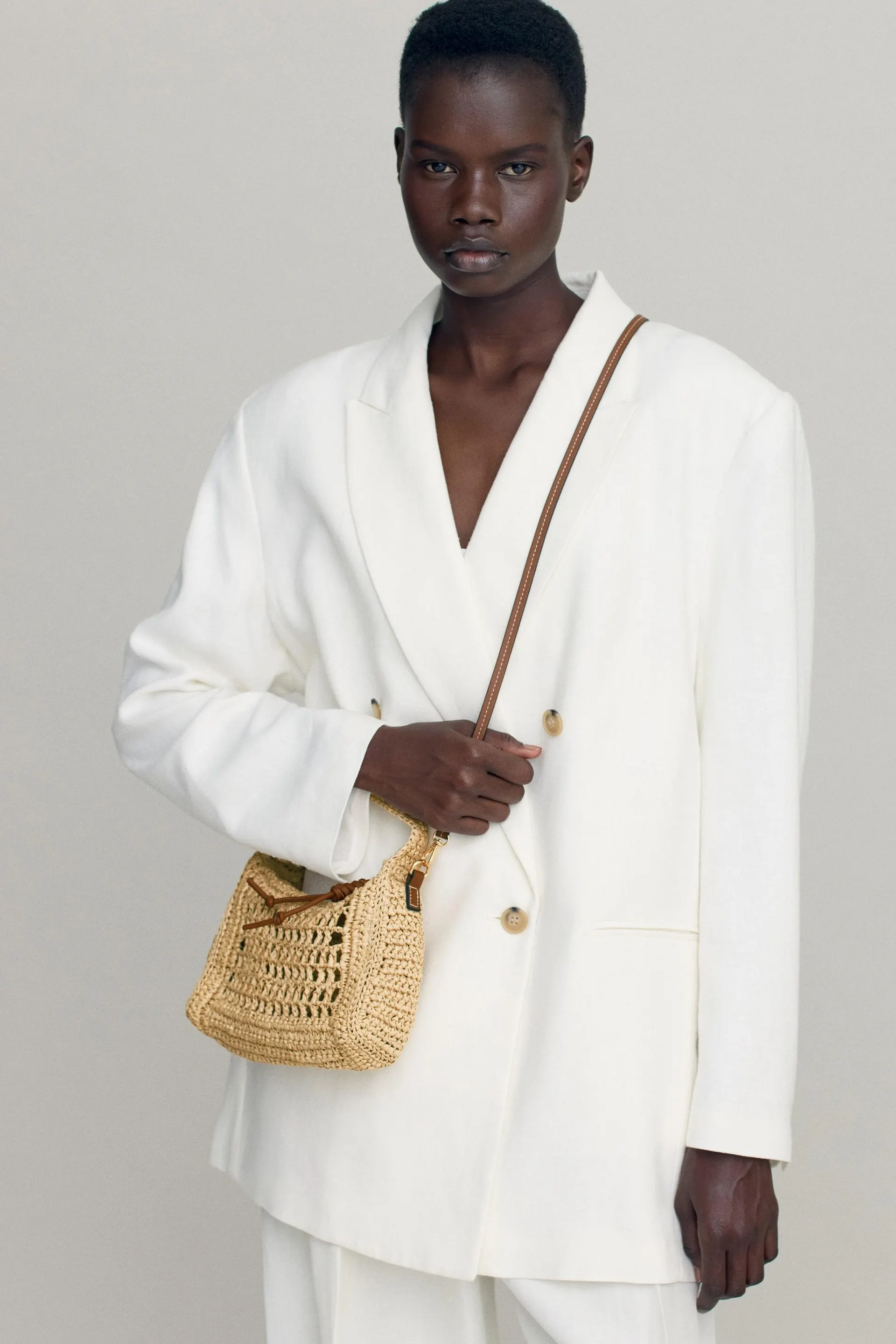 Straw crossbody bag