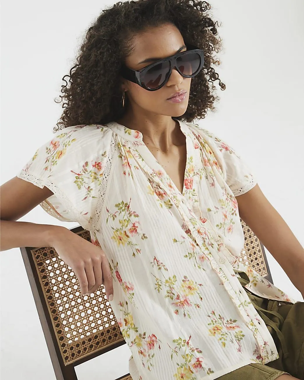 Cream Floral Short Sleeve Frill V Neck Top