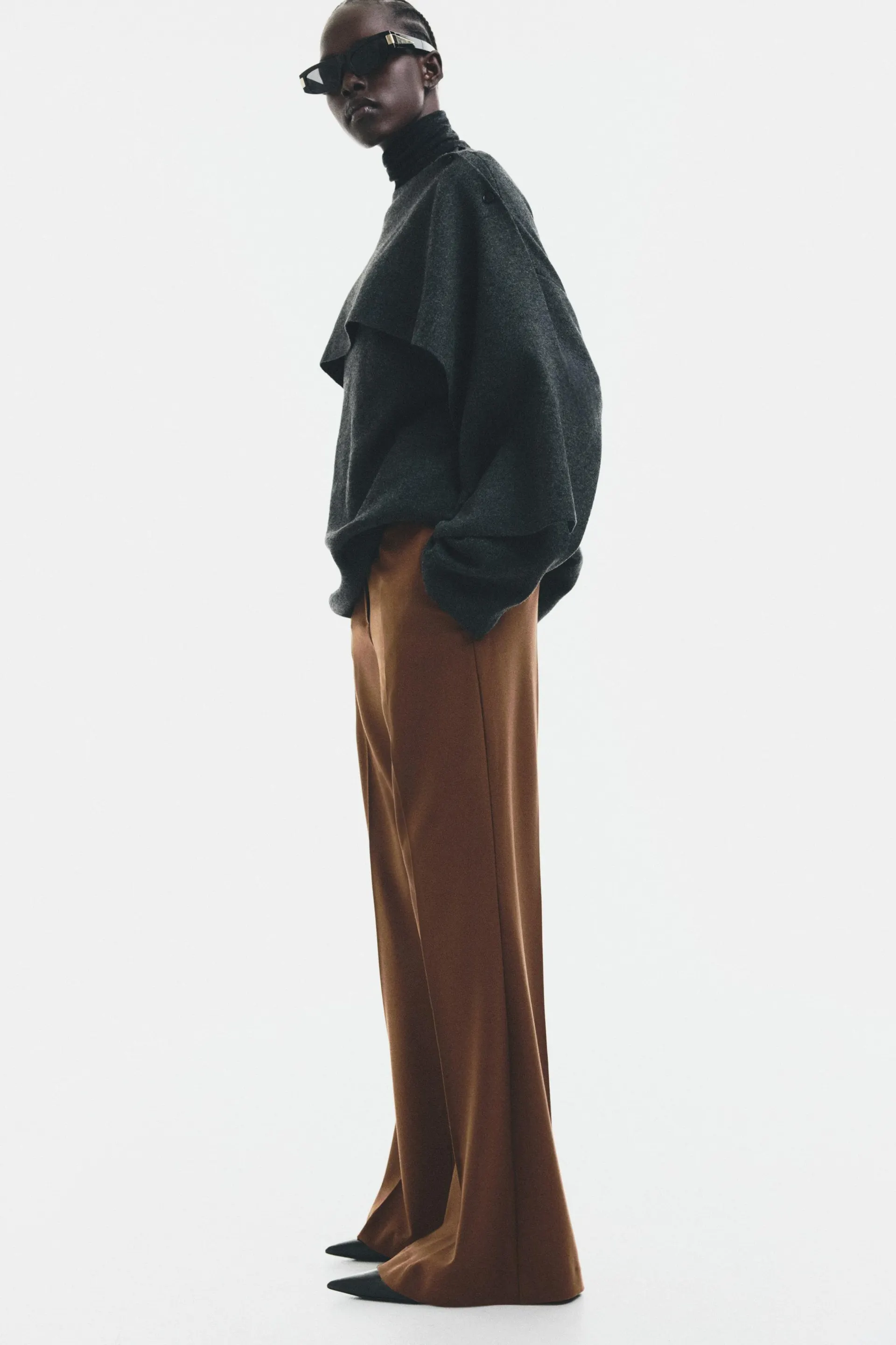 Flared tailored trousers